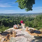 Le Clos Des Etoiles 4*