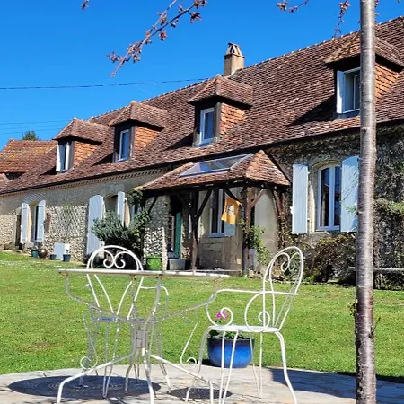 Le Clos Des Etoiles 4*