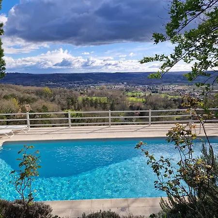 Bed & Breakfast Le Clos Des Etoiles 4*