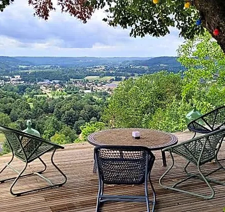 Le Clos Des Etoiles Bed & Breakfast 4*
