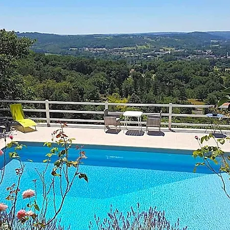 Le Clos Des Etoiles Bed & Breakfast