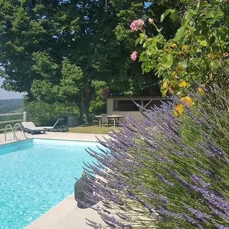 Le Clos Des Etoiles 4*