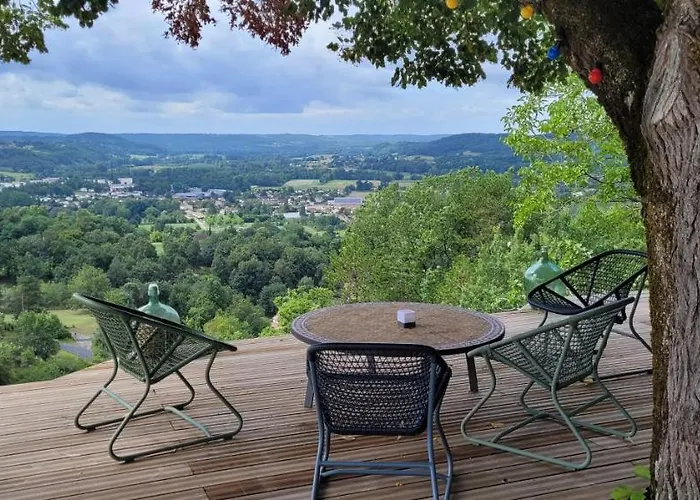 Le Clos Des Etoiles Bed & Breakfast 4*