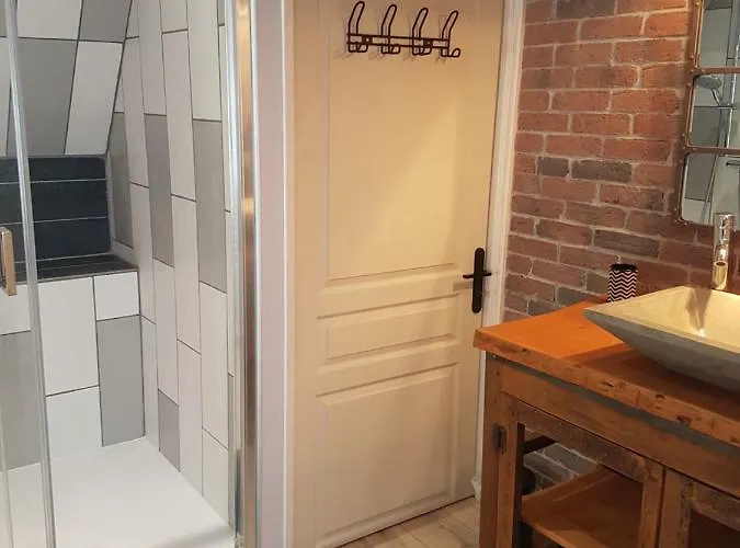 Le Clos Des Etoiles Bed & Breakfast